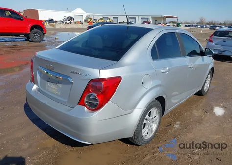 2014 Chevrolet Sonic Lt Auto z USA, uszkodzony, nr VIN 1G1JC5SH9E4227935